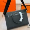 Hermès Hermès Briefcase, Crossbody or Handheld, Spacious for Documents and Laptop, Durable Material, Ideal Choice for Business Men, Size 38 x 28
