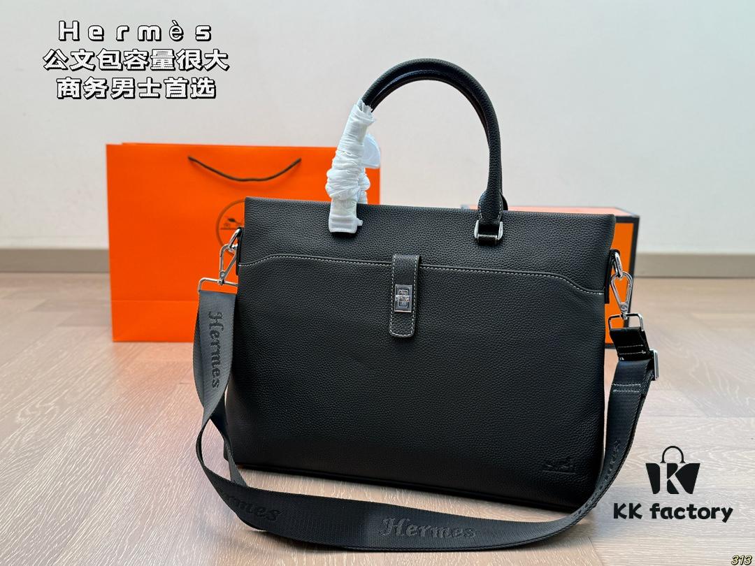 Hermès Men's Briefcase - Versatile Crossbody or Handheld Design with Spacious Interior