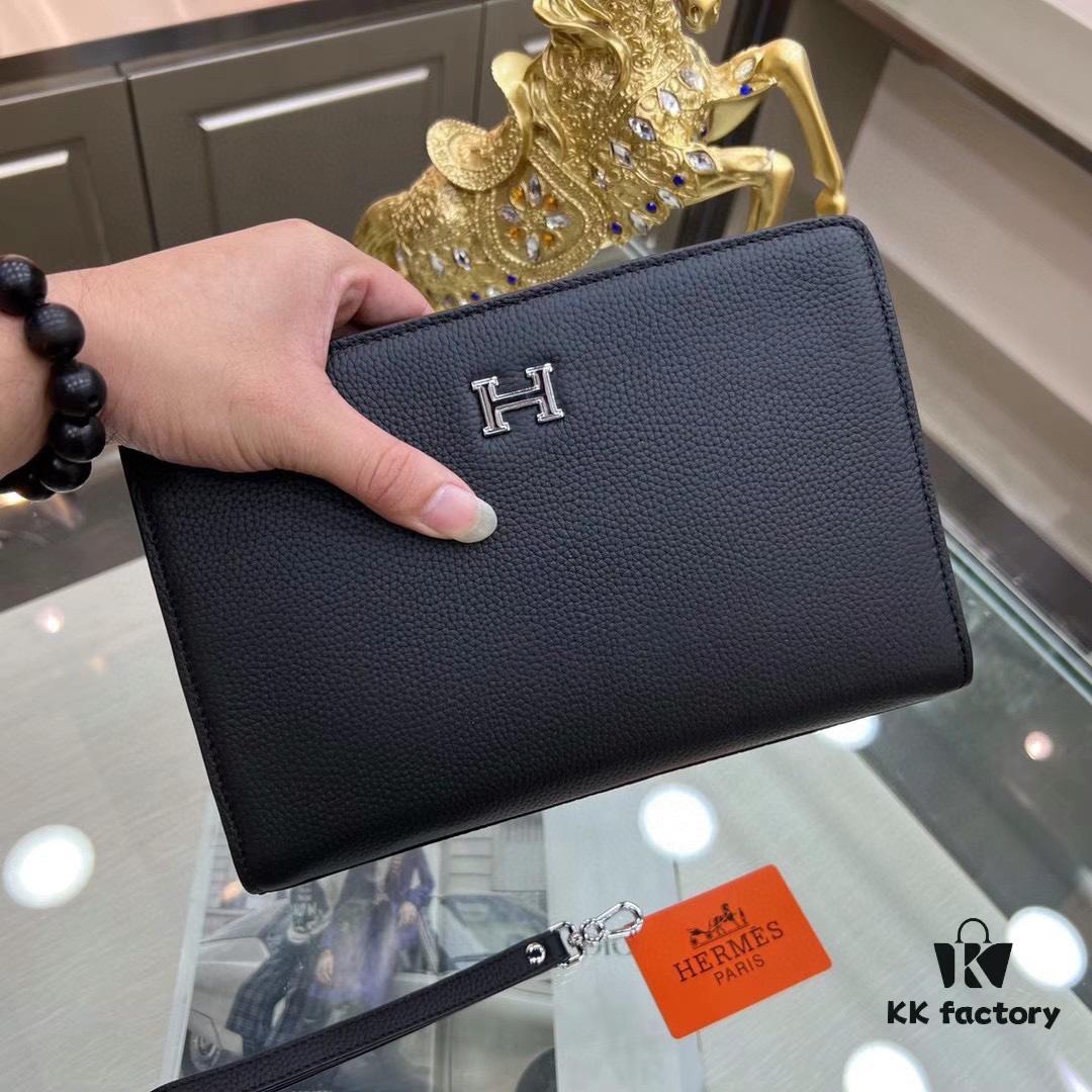 Hermès 9502 Men's Clutch in Black - Size 26x17