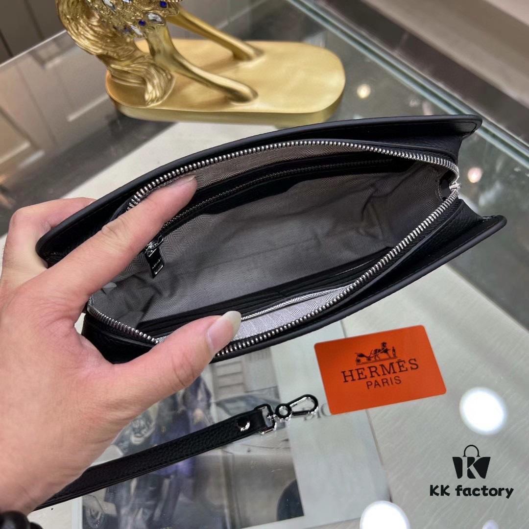 Hermès 9502 Men's Clutch in Black - Size 26x17