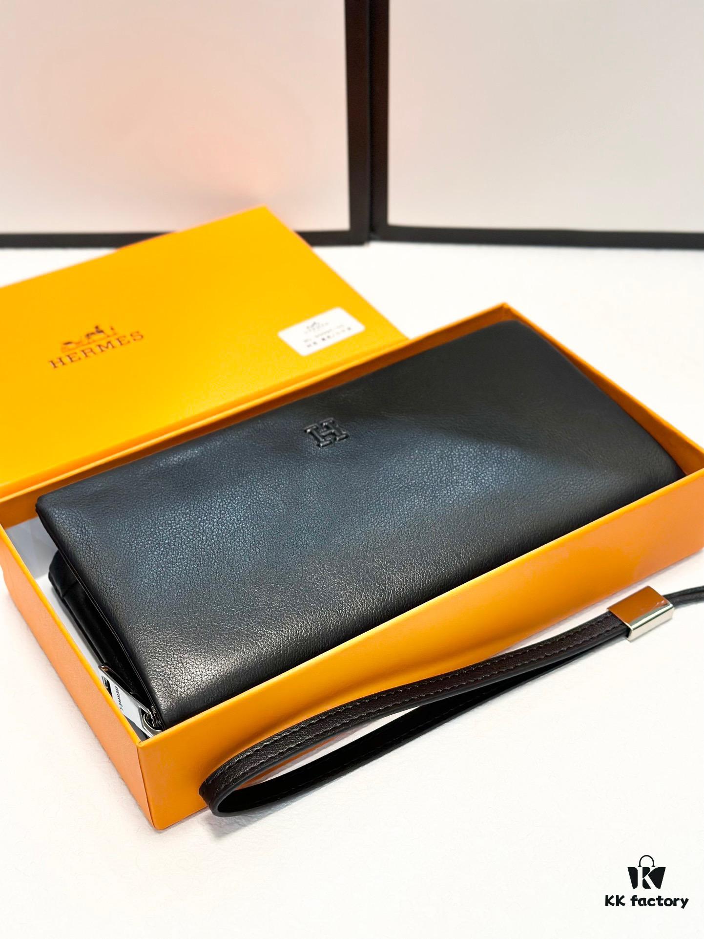 Hermès Black Leather Handheld Clutch Bag 21x10 Model 90095