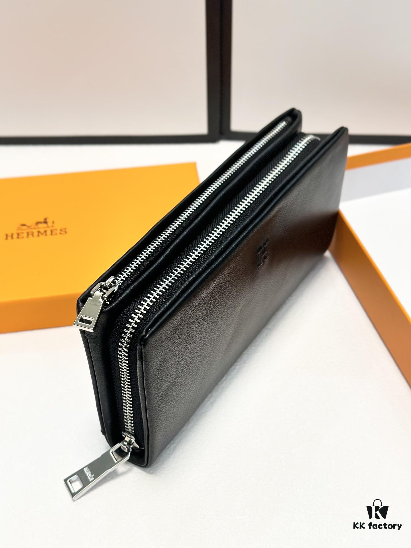Hermès Black Leather Clutch - 21x10, Model 90095