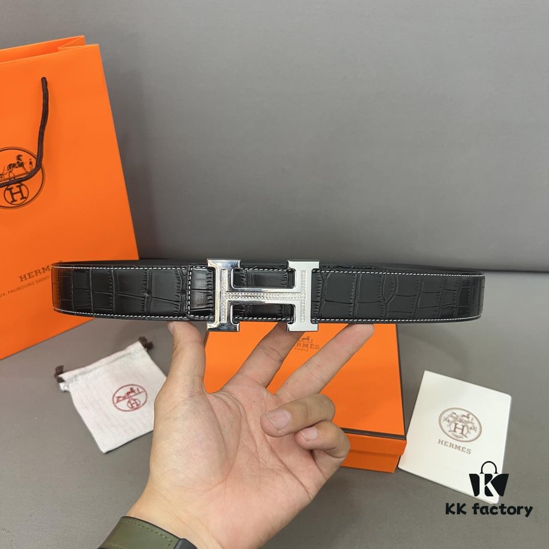 Hermès Men's Classic Leather Belt in Cowhide - Two Colors Available with High-Quality Alloy Buckle