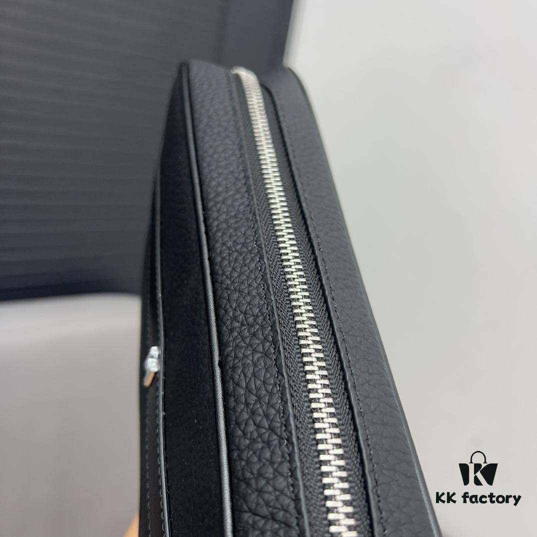 Hermès Men's Calfskin Shoulder Crossbody Bag, 27 x 18 cm