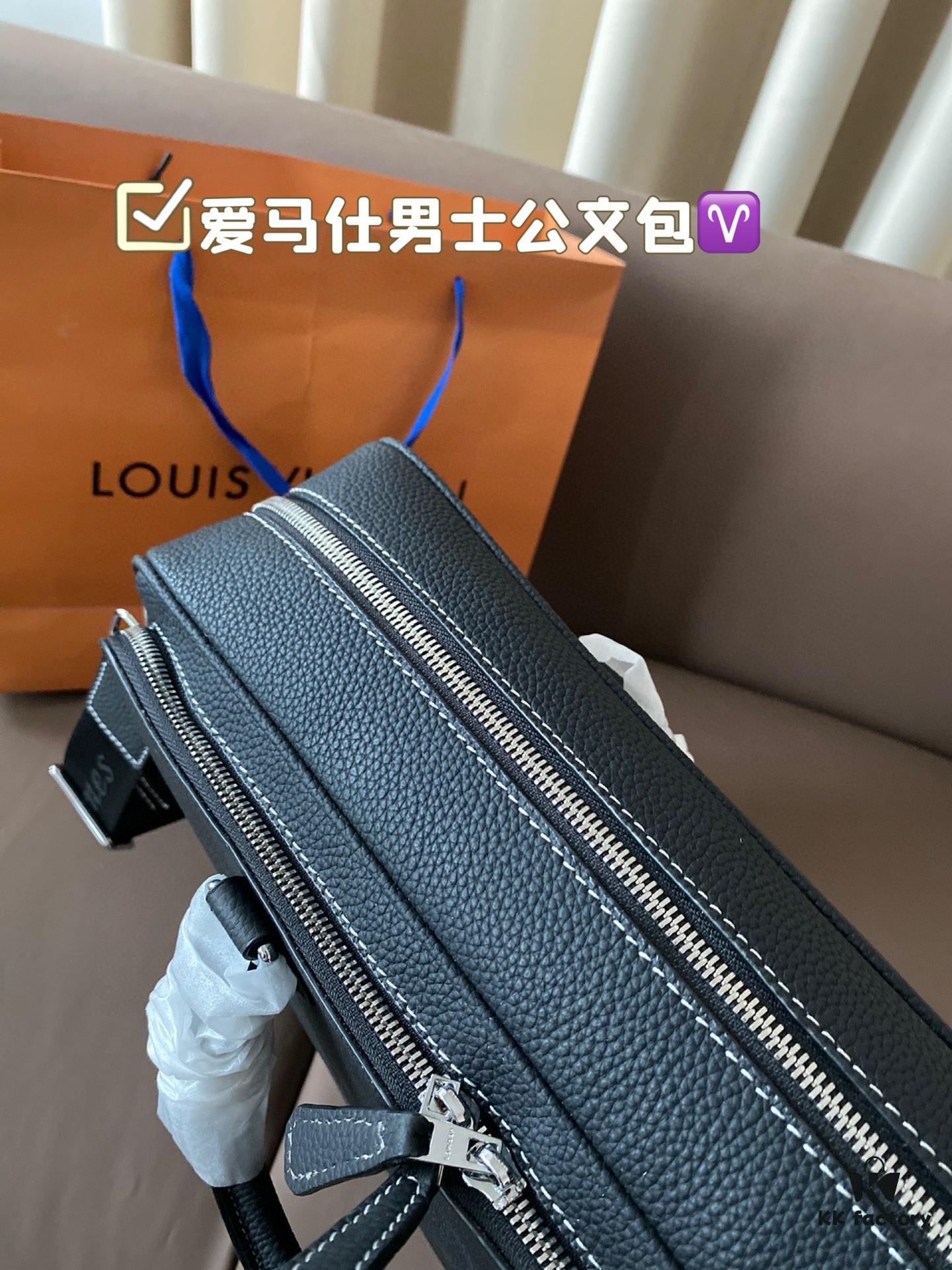 Hermes Men's Briefcase Size 39.28