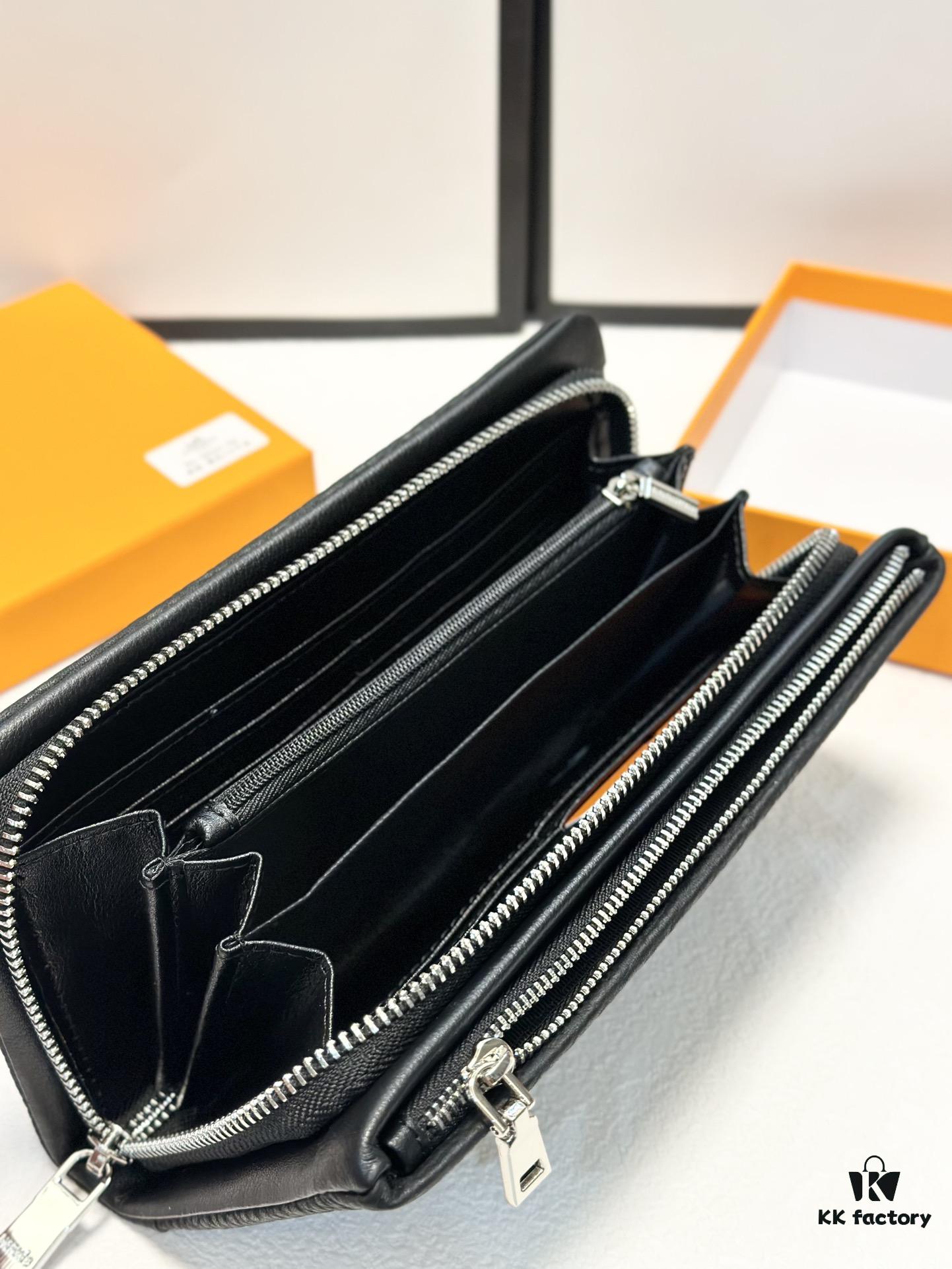 Hermès New Arrival Men's Small Clutch Wallet in Black, 20x10, Top-Grade Calfskin