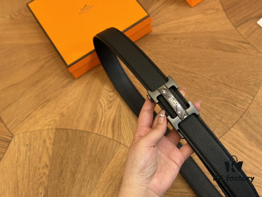 Hermes Belt Men's Leather Belt Genuine Cowhide Fashionable and Elegant Complete Packaging