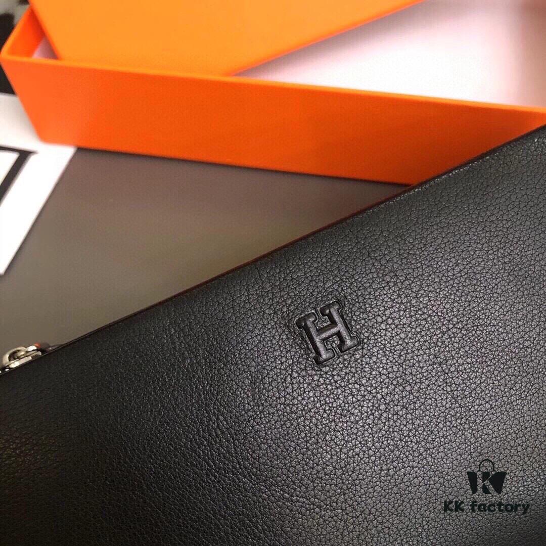 Hermès Black Leather Handheld Clutch Bag 21x10 Model 90095