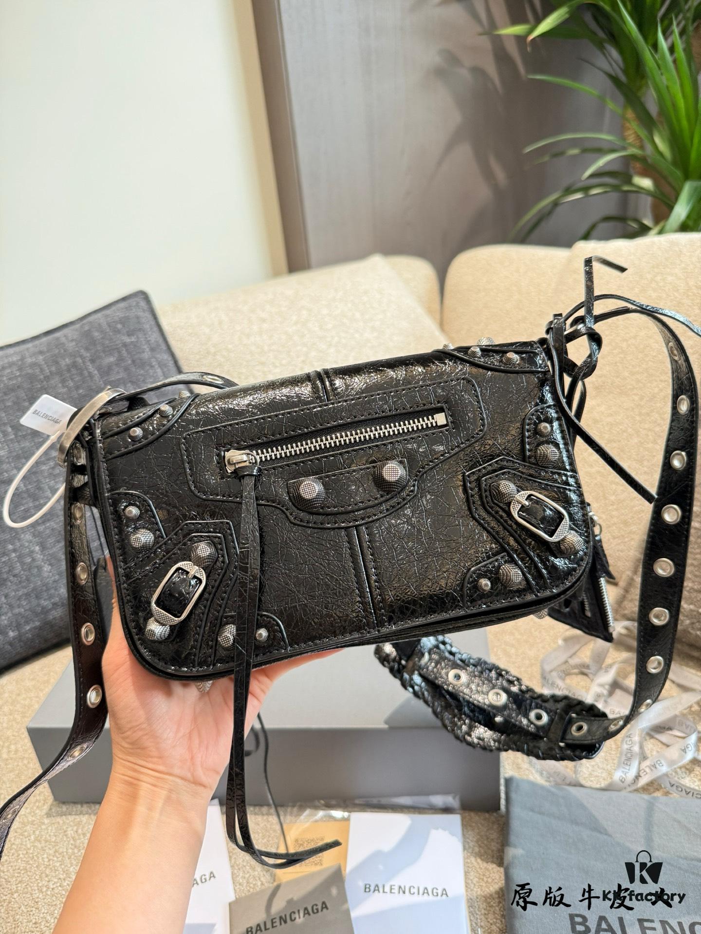 Genuine Cowhide Balenciaga Le Cagole Motorcycle Bag, Jay Chou's Camera Bag Style