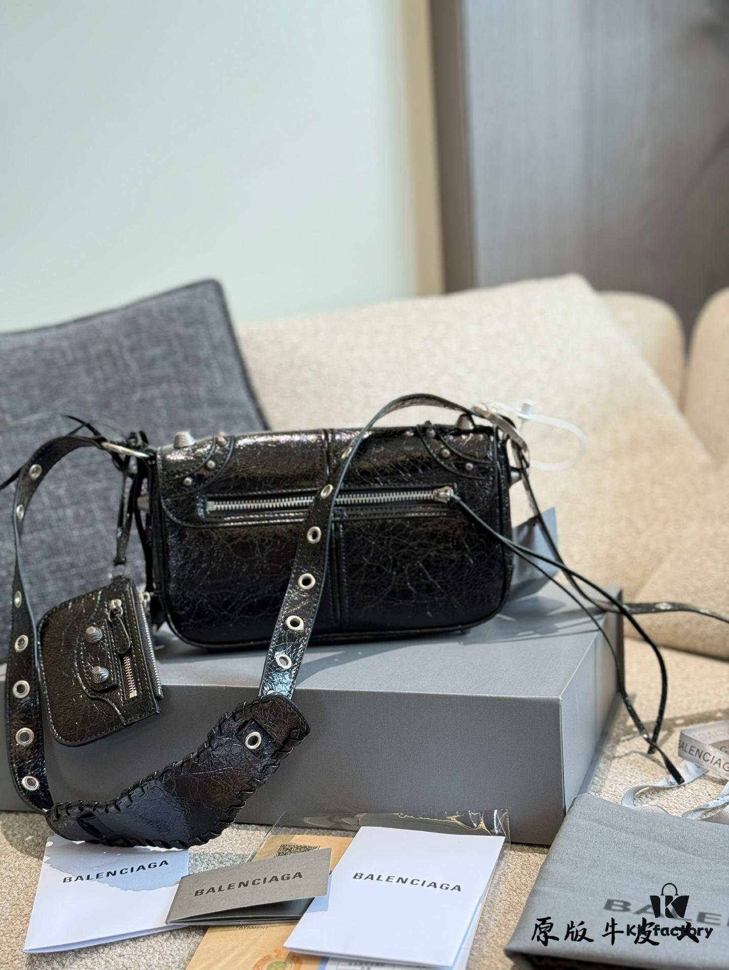 Genuine Cowhide Balenciaga Le Cagole Motorcycle Bag, Jay Chou's Camera Bag Style