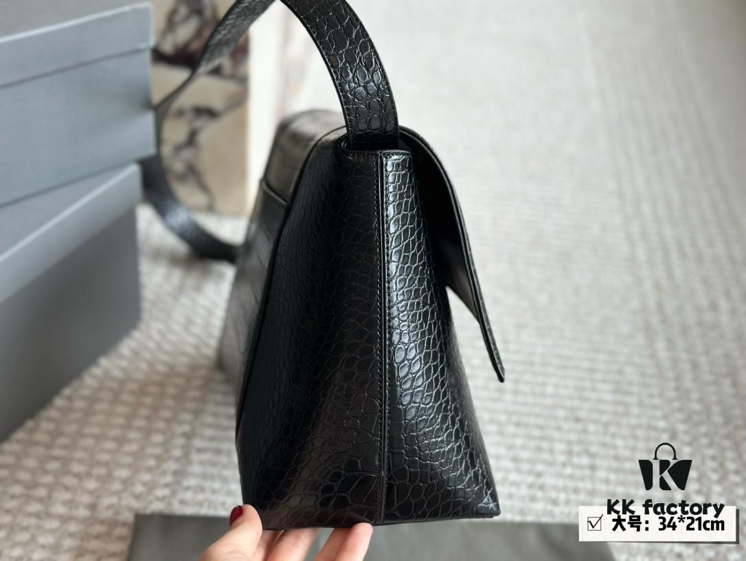 Balenciaga Downtown New Hourglass Shape Bag 160 with Box!!