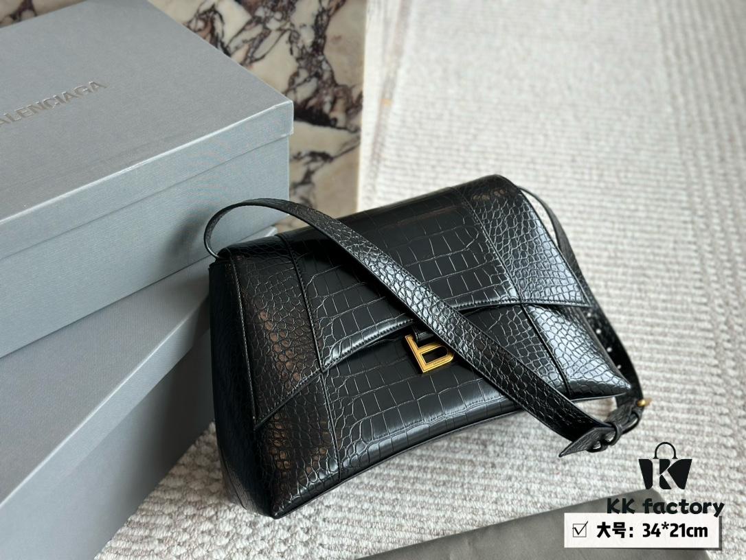 Balenciaga Downtown New Hourglass Shape Bag 160 with Box!!