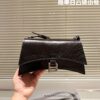 Balenciaga Autumn New Arrival Crush Bag in Top-Grain Leather