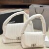 Stylish and Chic! BALENCIAGA BB SOFT Flap Bag