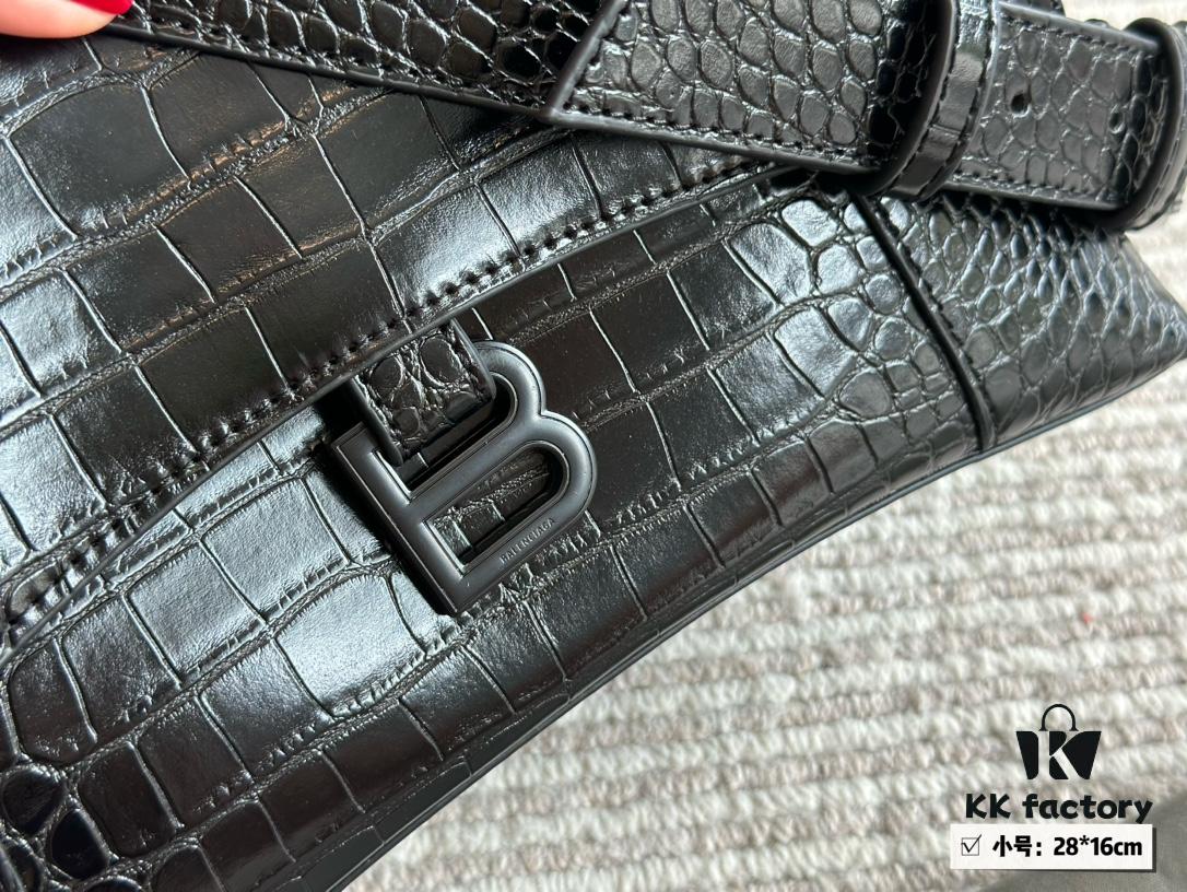 Balenciaga Downtown New Hourglass Design Backpack – 160 Set with Box!!