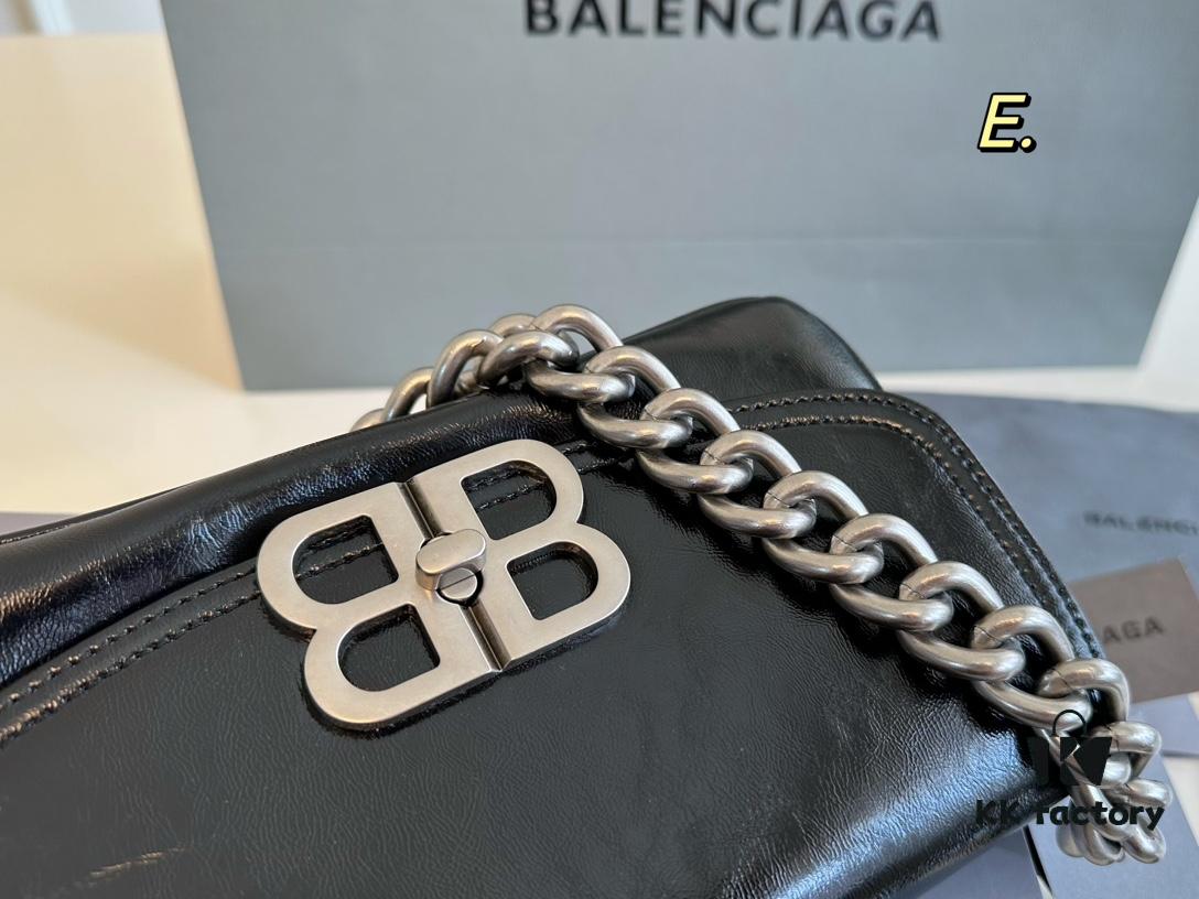 Balenciaga Paris BB Soft Chain Bag Crossbody Bag