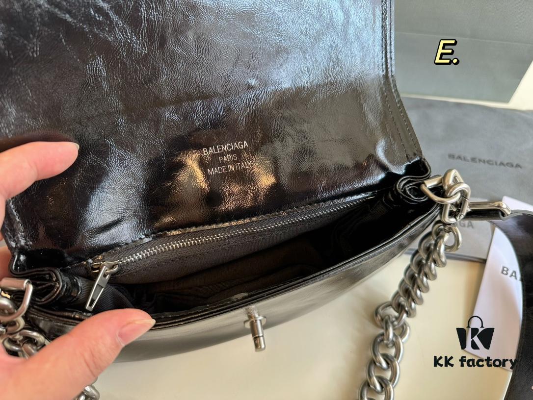 Balenciaga Paris BB Soft Chain Bag Crossbody Bag