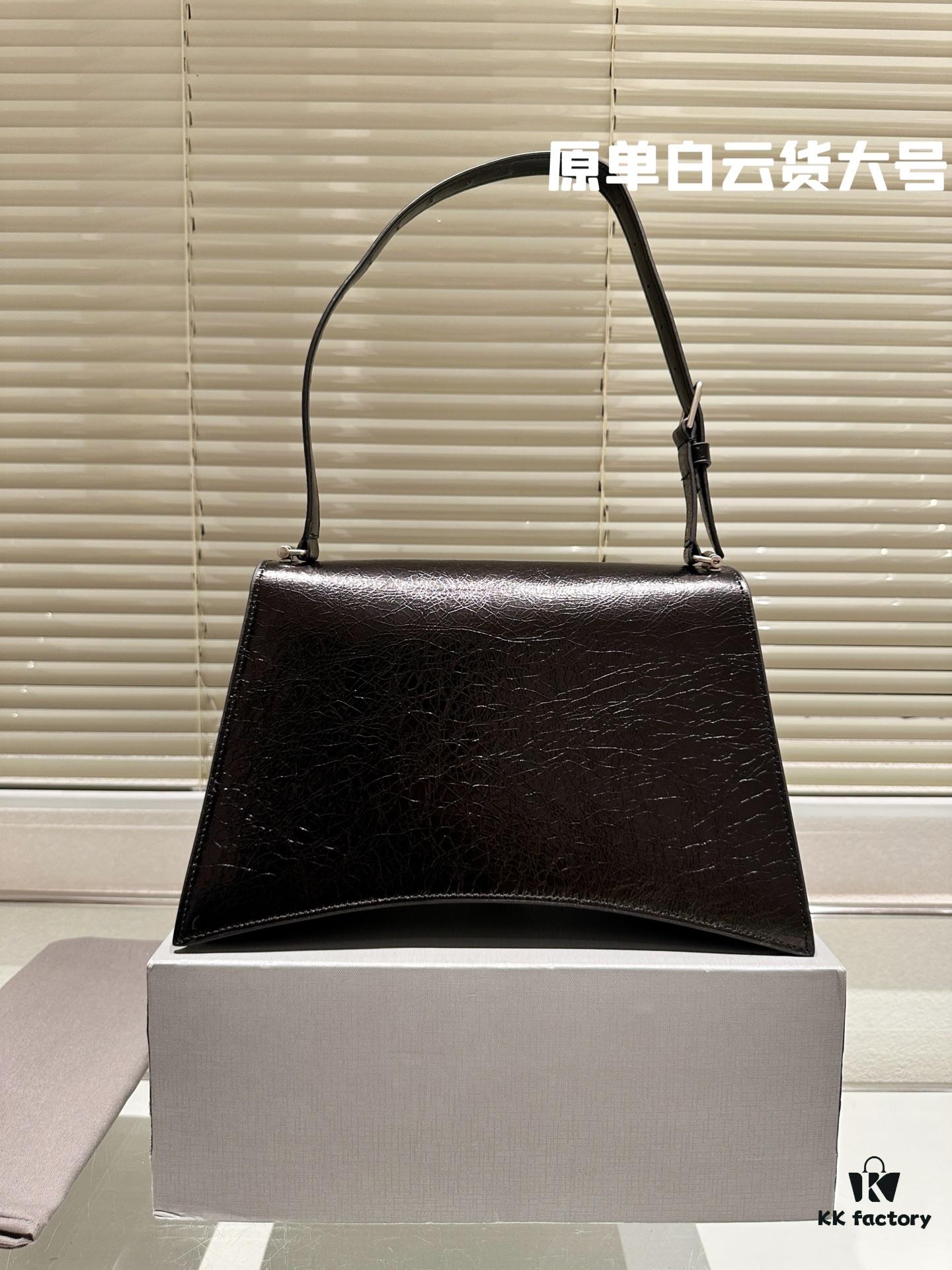 Original Quality White Cloud Goods, Full-Grain Leather Balenciaga Autumn New Arrival Crush Bag