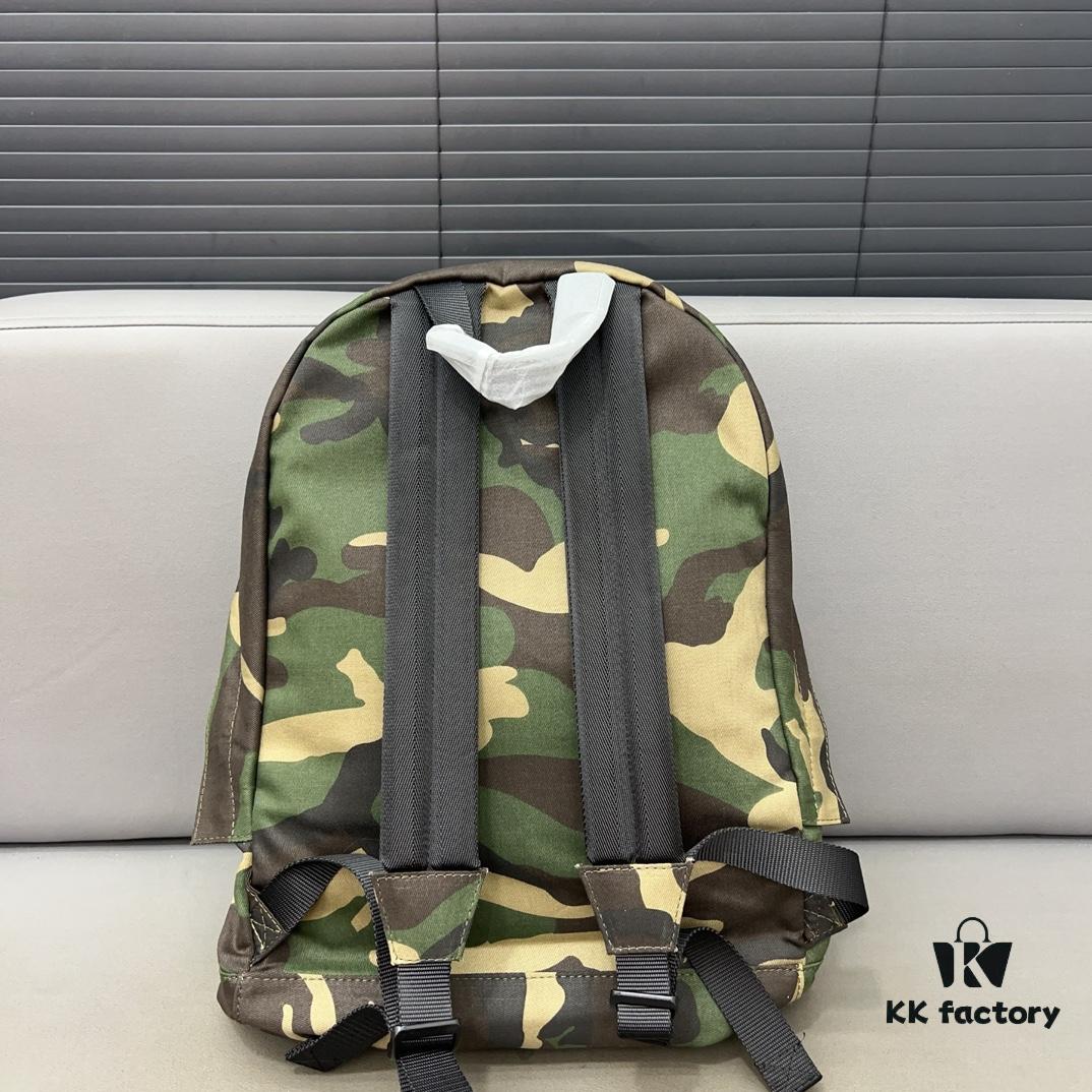 Balecntaga Balenciaga Camouflage Backpack Unisex Design Classic Replica with Precision Inlay Work Original Fabric 42 x 33 cm