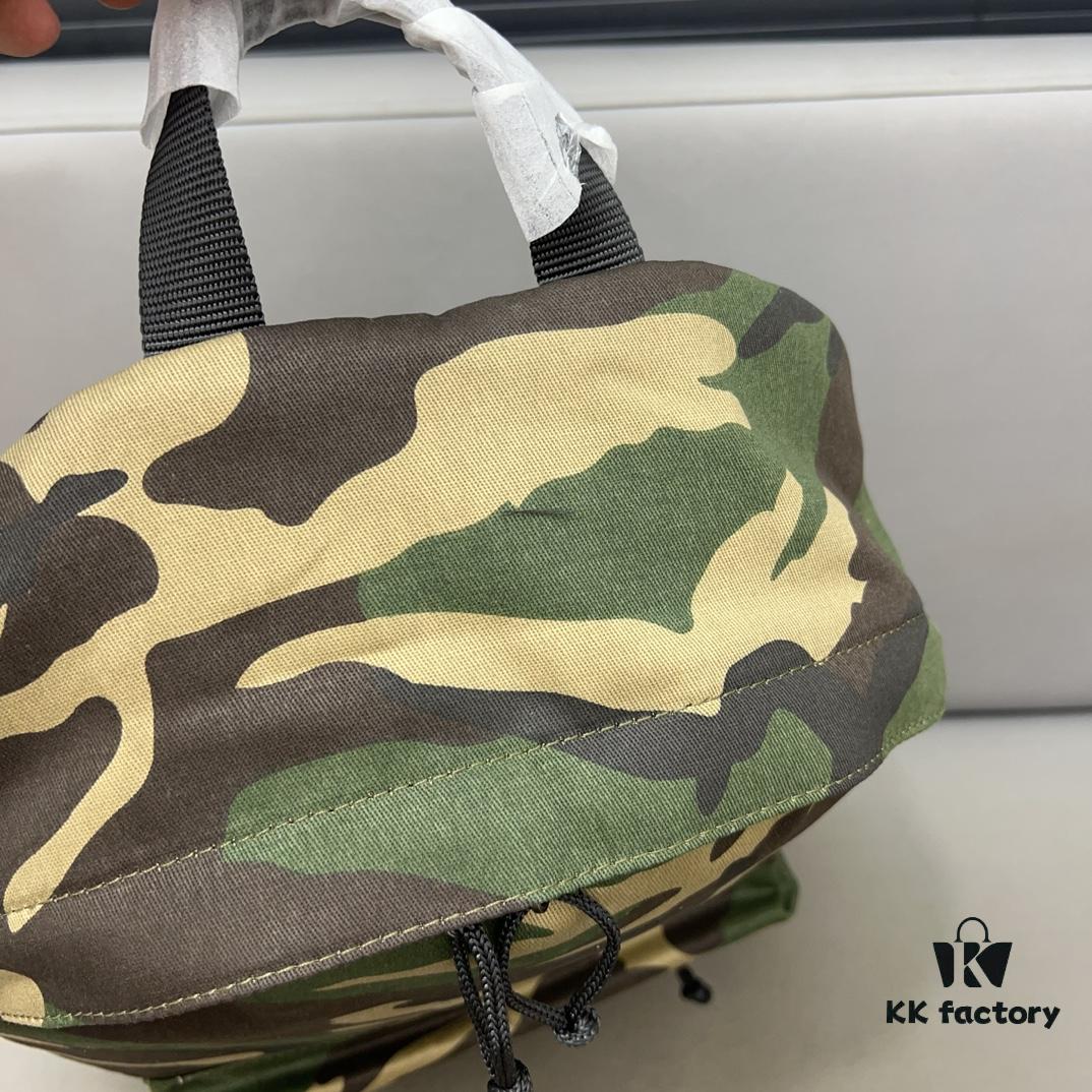 Balecntaga Balenciaga Camouflage Backpack Unisex Design Classic Replica with Precision Inlay Work Original Fabric 42 x 33 cm