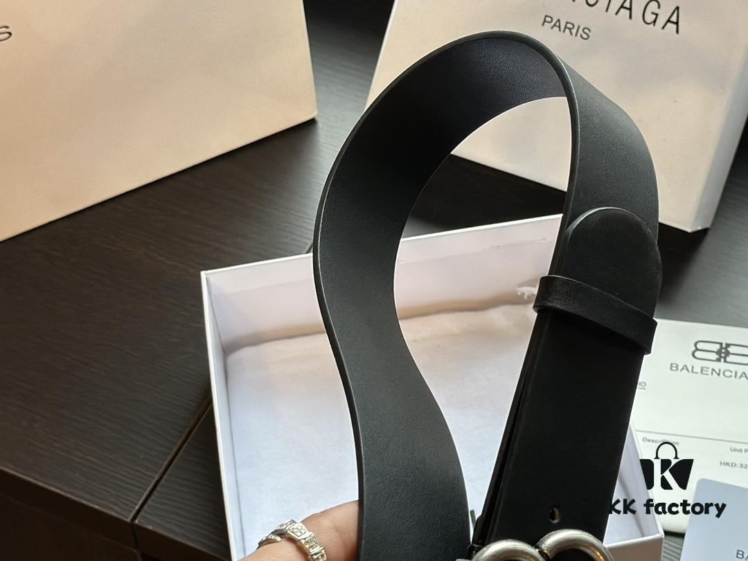 High-End Gift Box 🐆 Premium Foldable Luxury Packaging with Handle Bag