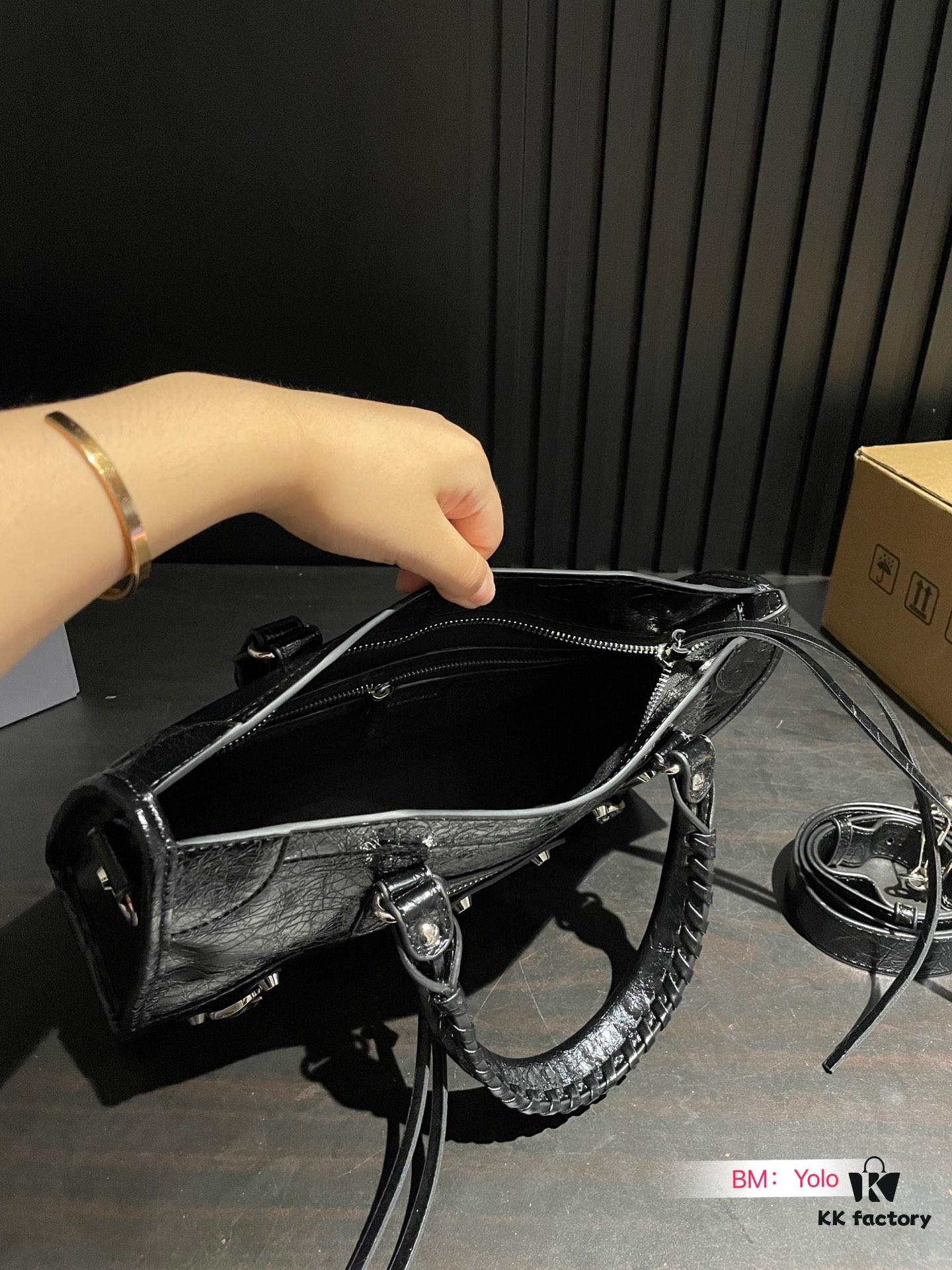 Balenciaga Motorcycle Bag with Foldable Gift Box