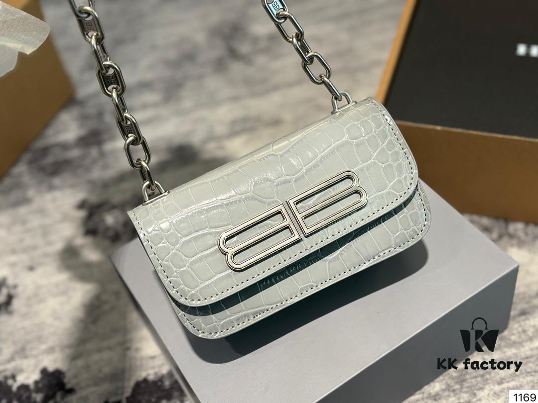 Balenciaga Gossip Bag: Why It's So Amazing