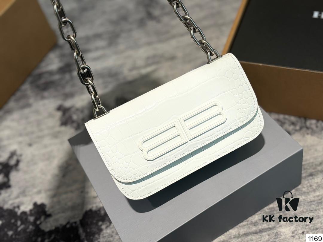 Balenciaga Gossip Bag: Why It's So Amazing