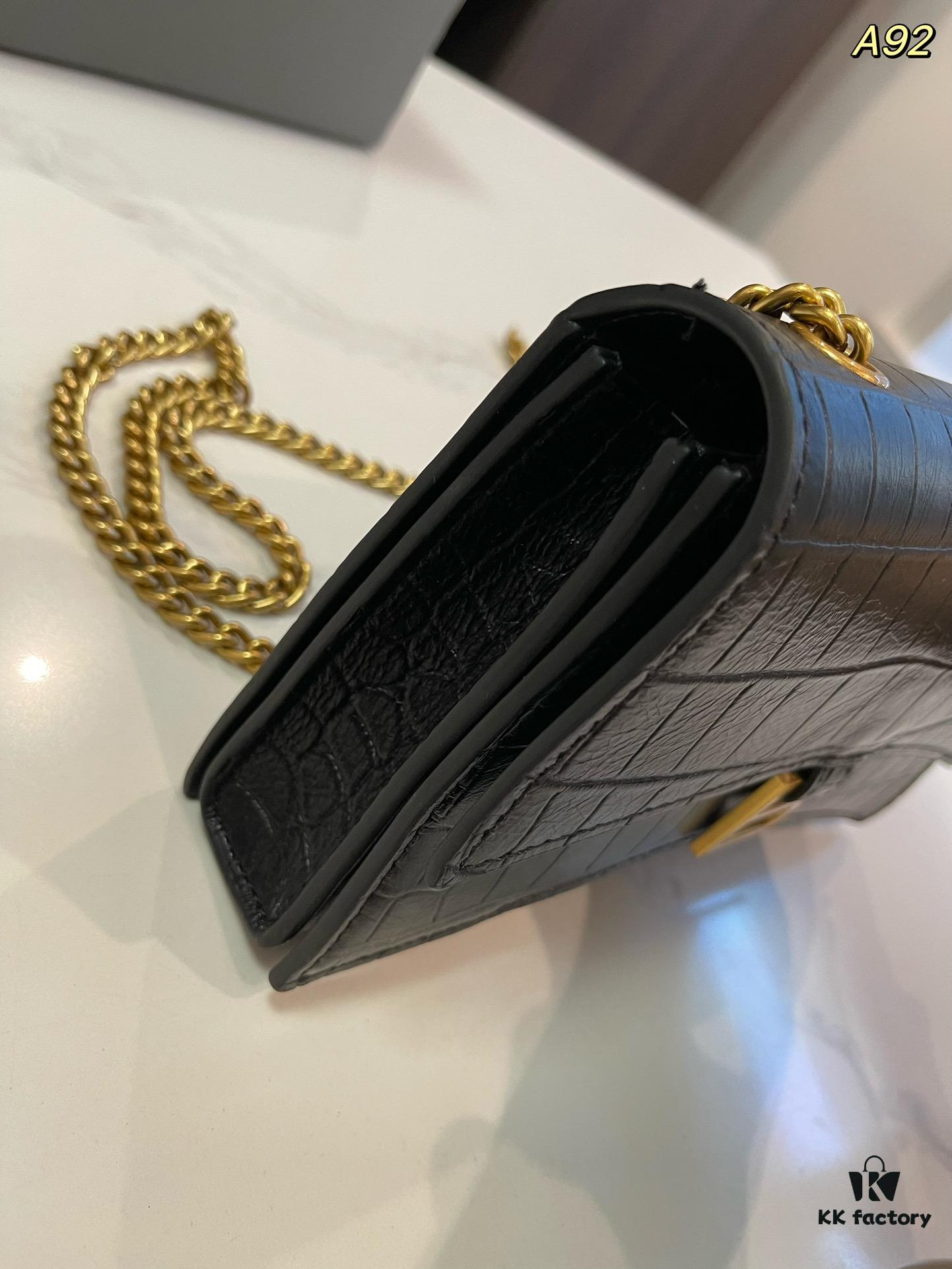 Genuine Leather Foldable Gift Box 🎁, Balenciaga Downtown Style New Arrival Hourglass Crocodile Pattern Unisex Bag