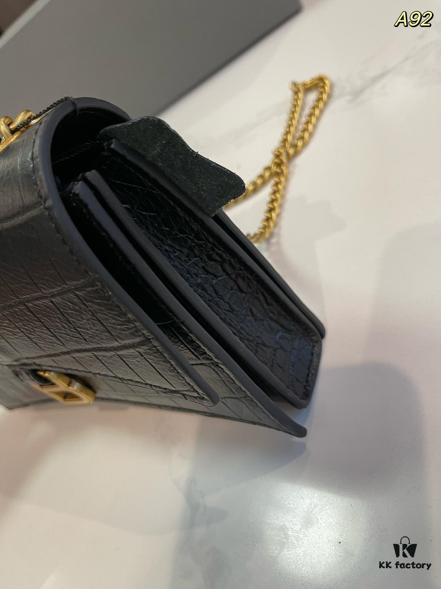 Genuine Leather Foldable Gift Box 🎁, Balenciaga Downtown Style New Arrival Hourglass Crocodile Pattern Unisex Bag