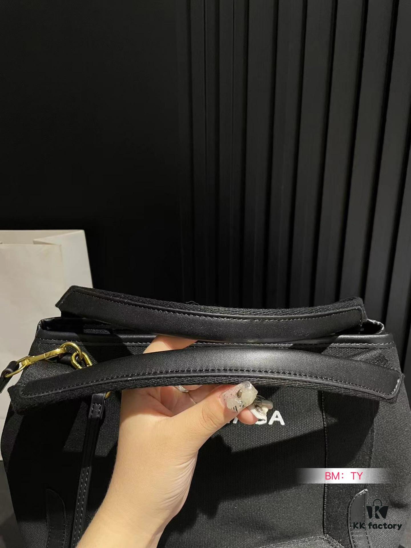 Balenciaga Tote Bag Small and Large Size Unisex Casual Stylish Lightweight Spacious