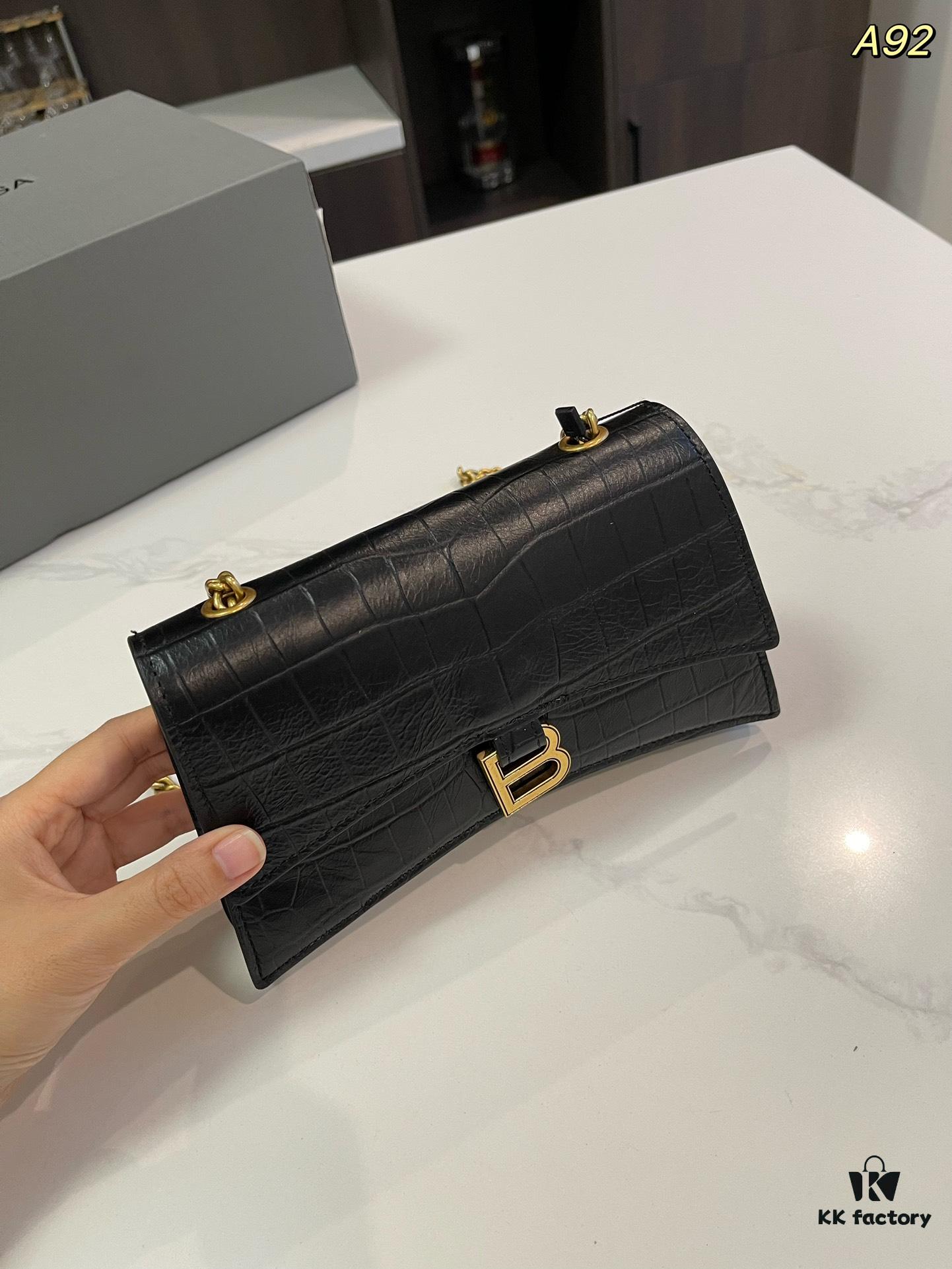 Genuine Leather Foldable Gift Box 🎁, Balenciaga Downtown Style New Arrival Hourglass Crocodile Pattern Unisex Bag