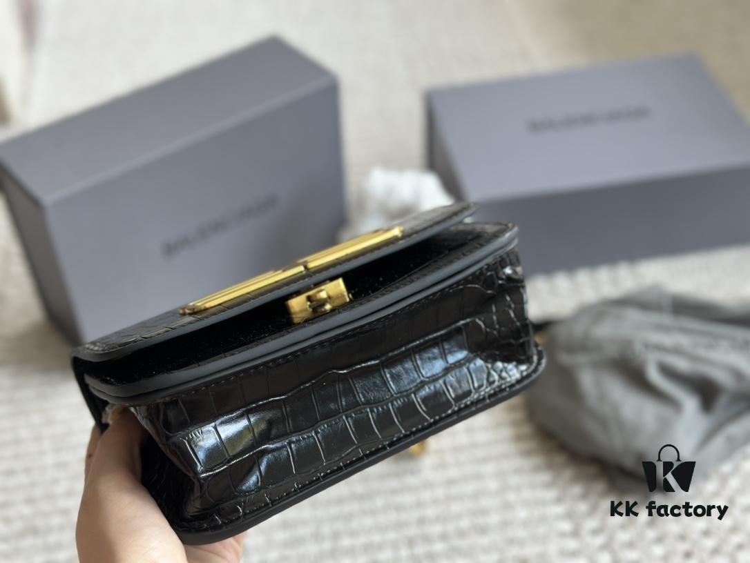 Why the Balenciaga Gossip Bag is So Amazing