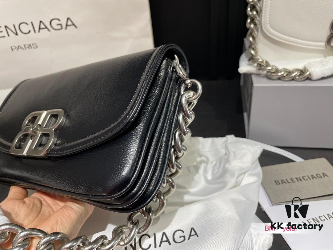 Small and Large Sizes with Foldable Gift Box Balenciaga BB Soft Flap Bag New Arrival