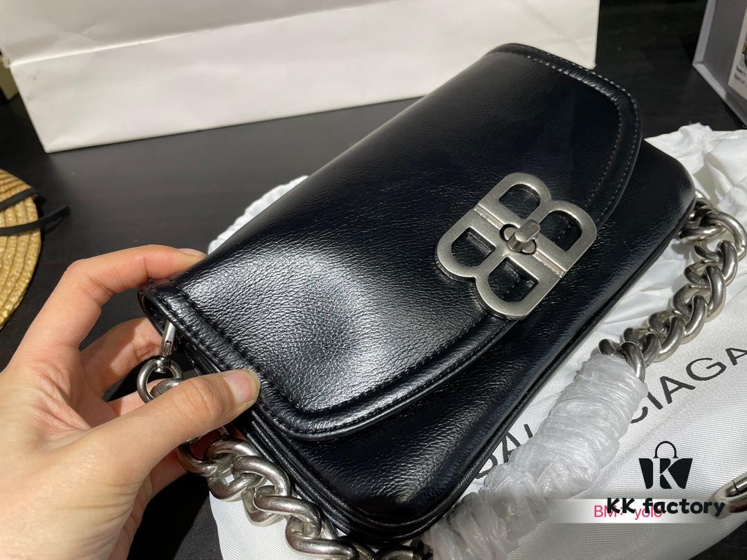 Small and Large Sizes with Foldable Gift Box Balenciaga BB Soft Flap Bag New Arrival
