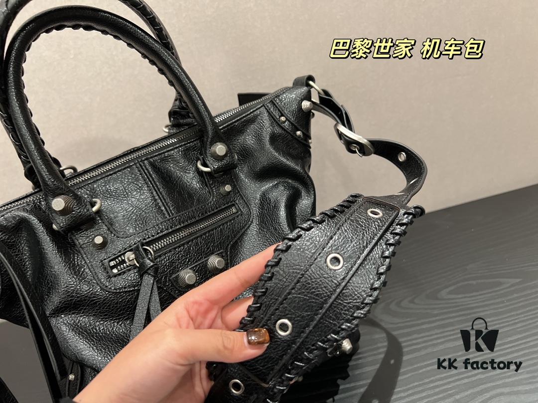 Balenciaga Motorcycle Bag - Classic Vision for the Future, Stylish Unisex Design