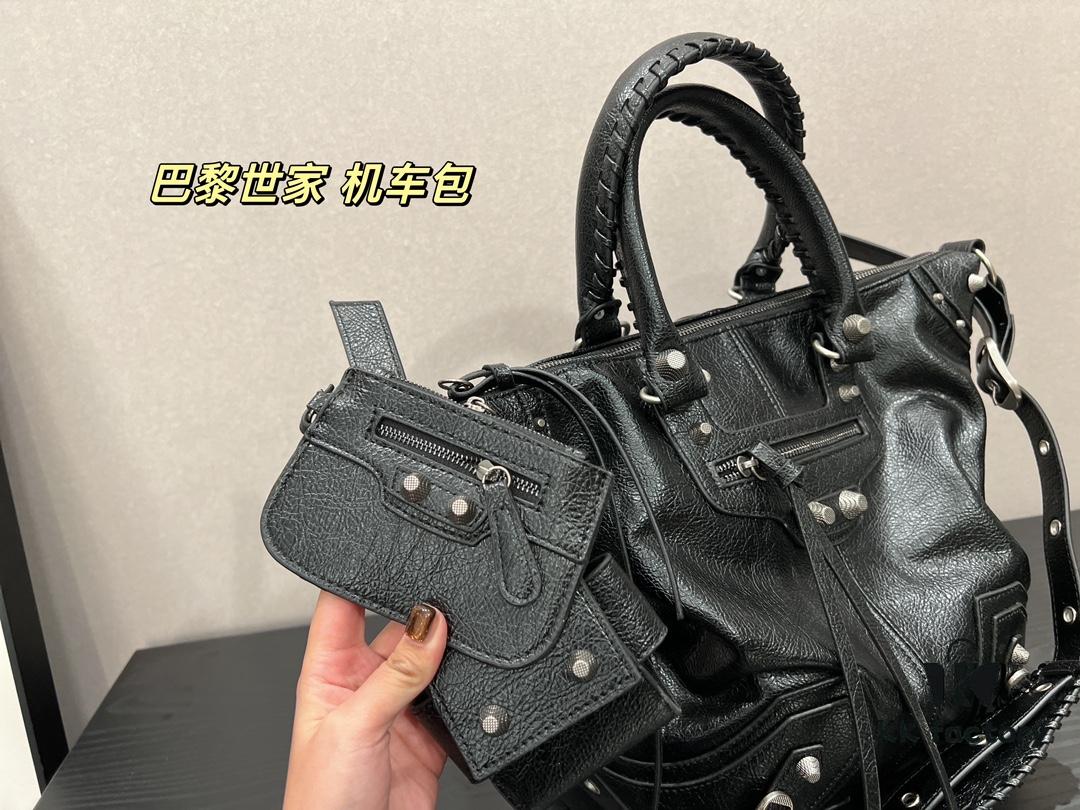 Balenciaga Motorcycle Bag - Classic Vision for the Future, Stylish Unisex Design