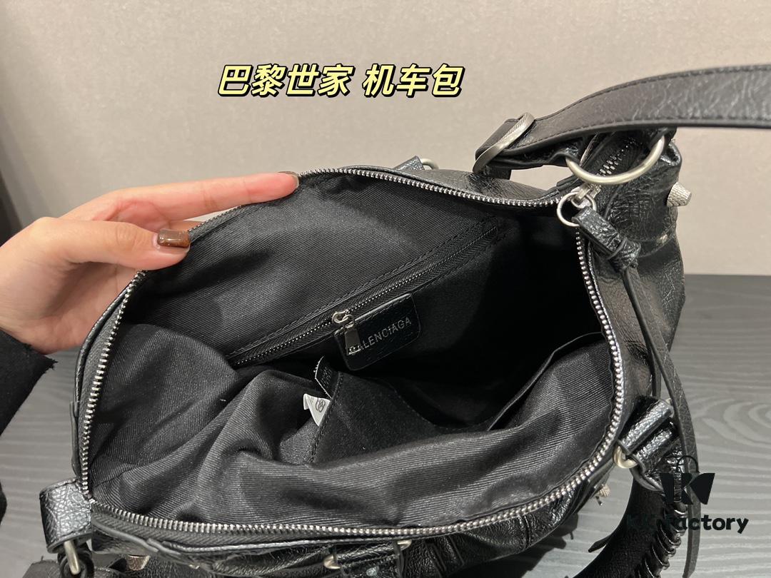 Balenciaga Motorcycle Bag - Classic Vision for the Future, Stylish Unisex Design