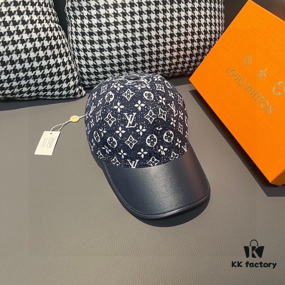Box and Cloth Bag Included, LV (Louis Vuitton) New Original Order Baseball Cap, Cowhide Leather Patchwork, 1:1 Mold Custom Made, Authentic Denim Fabric, Exquisite Craftsmanship, Premium Quality, Standard Head Circumference 56cm, Adjustable Strap