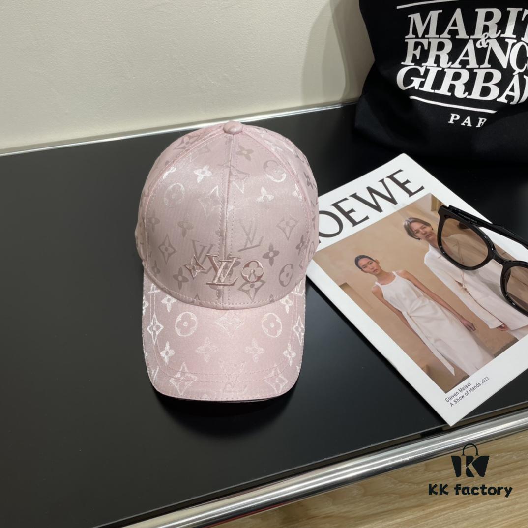 Dust Bag Included [LV] New Arrival Baseball Cap, Synchronized with Official Counter Release, Premium Design Perfectly Matchable, Grab Yours Now! Hat, Fisherman Cap, Knit Cap