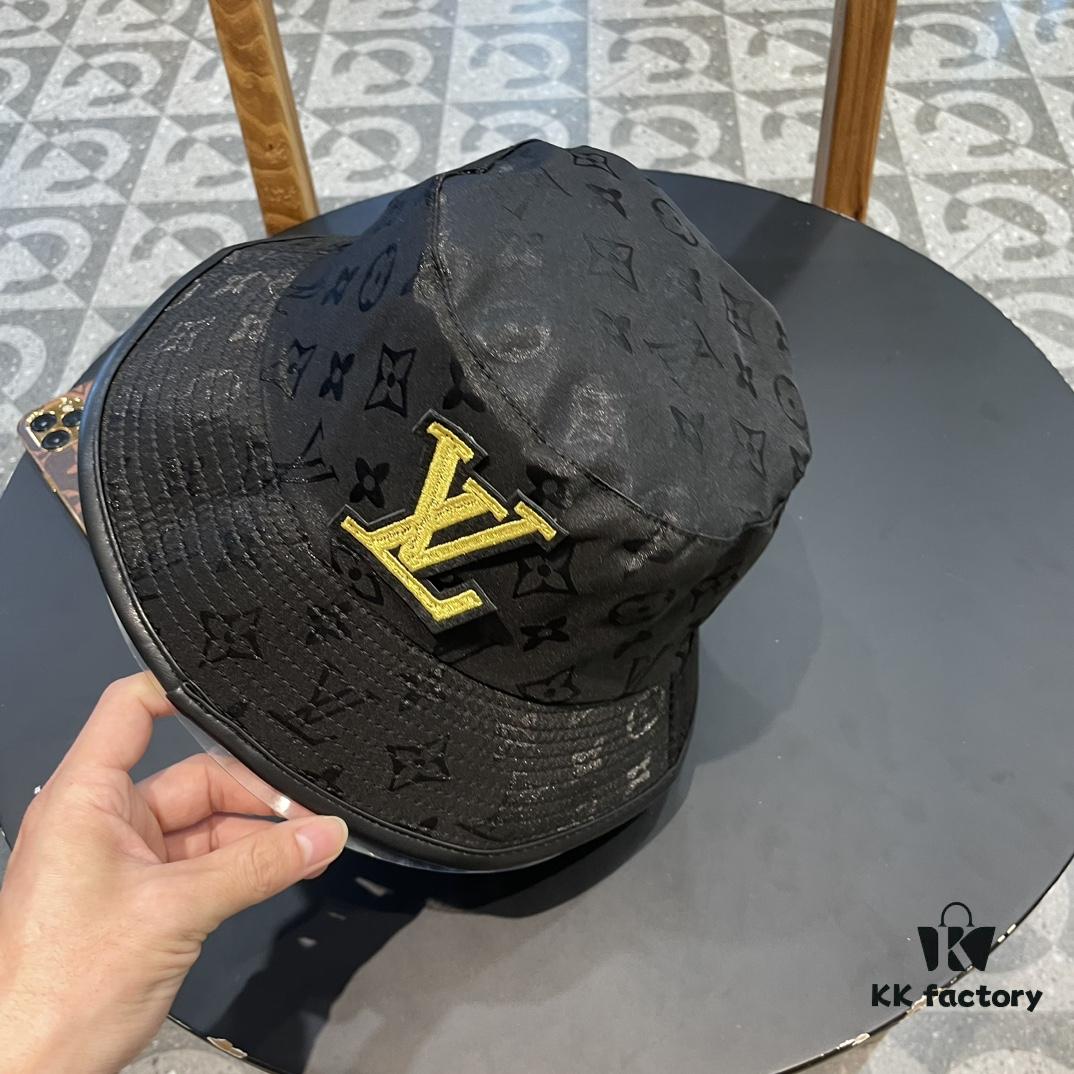 LV Bucket Hat 🧢 New Louis Vuitton Monogram Bucket Hat 🧢 Hot Selling, Versatile Accessory 🥰 Looks Great with Any Outfit, Excellent Quality 👍 Fashionable and Matchable Bucket Hat, Baseball Cap, Knit Hat