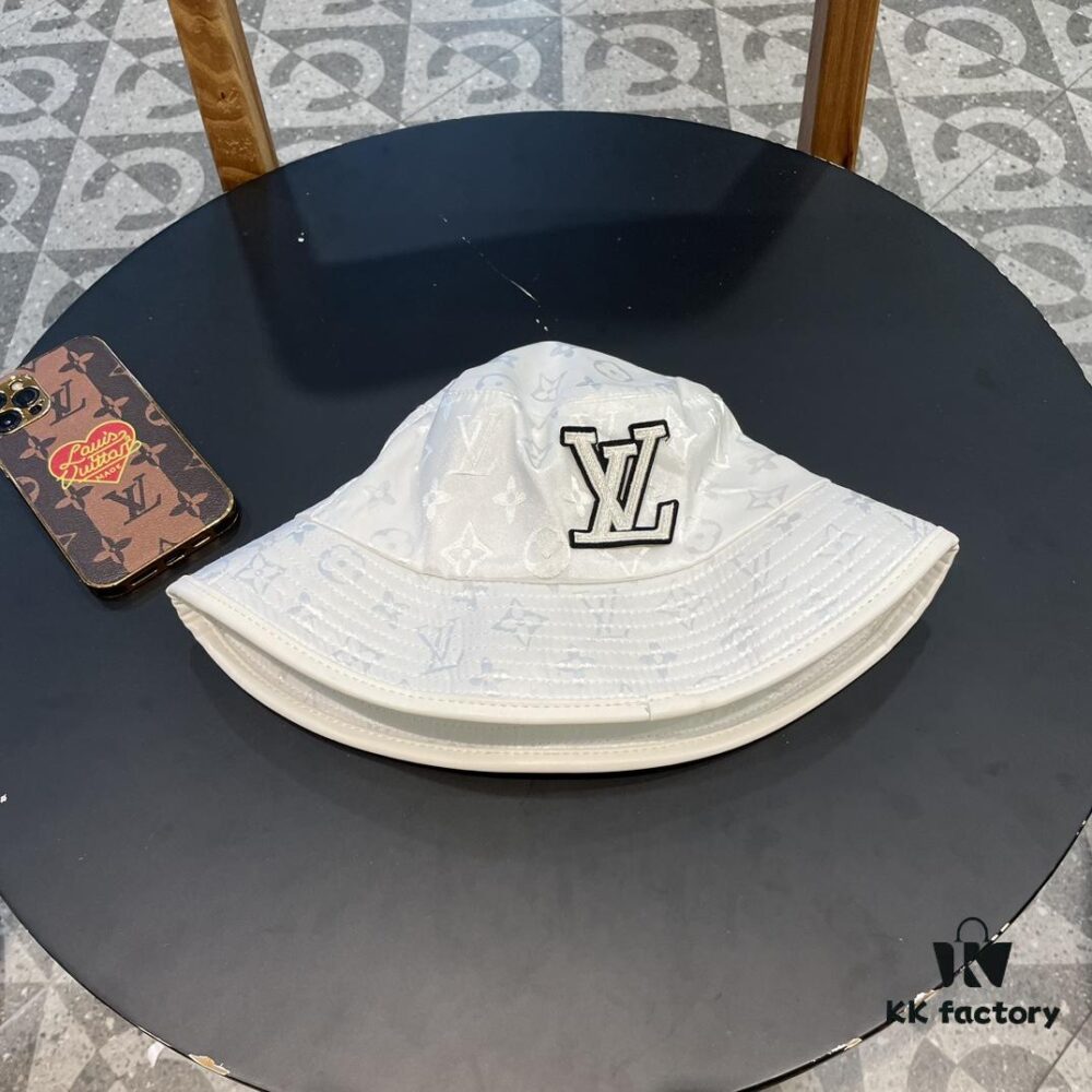 LV Bucket Hat 🧢 New Louis Vuitton Monogram Bucket Hat 🧢