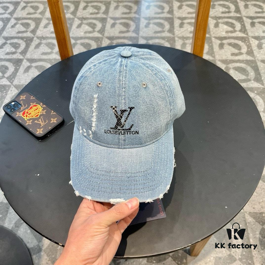 Louis Vuitton LV Embroidered Baseball Cap, New Arrival from Official Counter, Unisex Sun Hat, Fisherman Cap, Knit Cap
