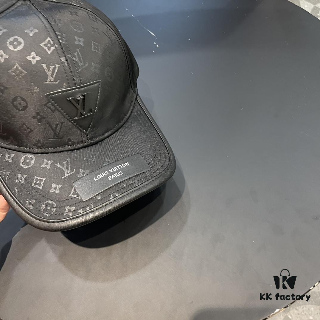 Louis Vuitton LV Embroidered Baseball Cap, New Arrival from Official Store, Unisex Sun Hat, Fisherman Cap, Knit Cap