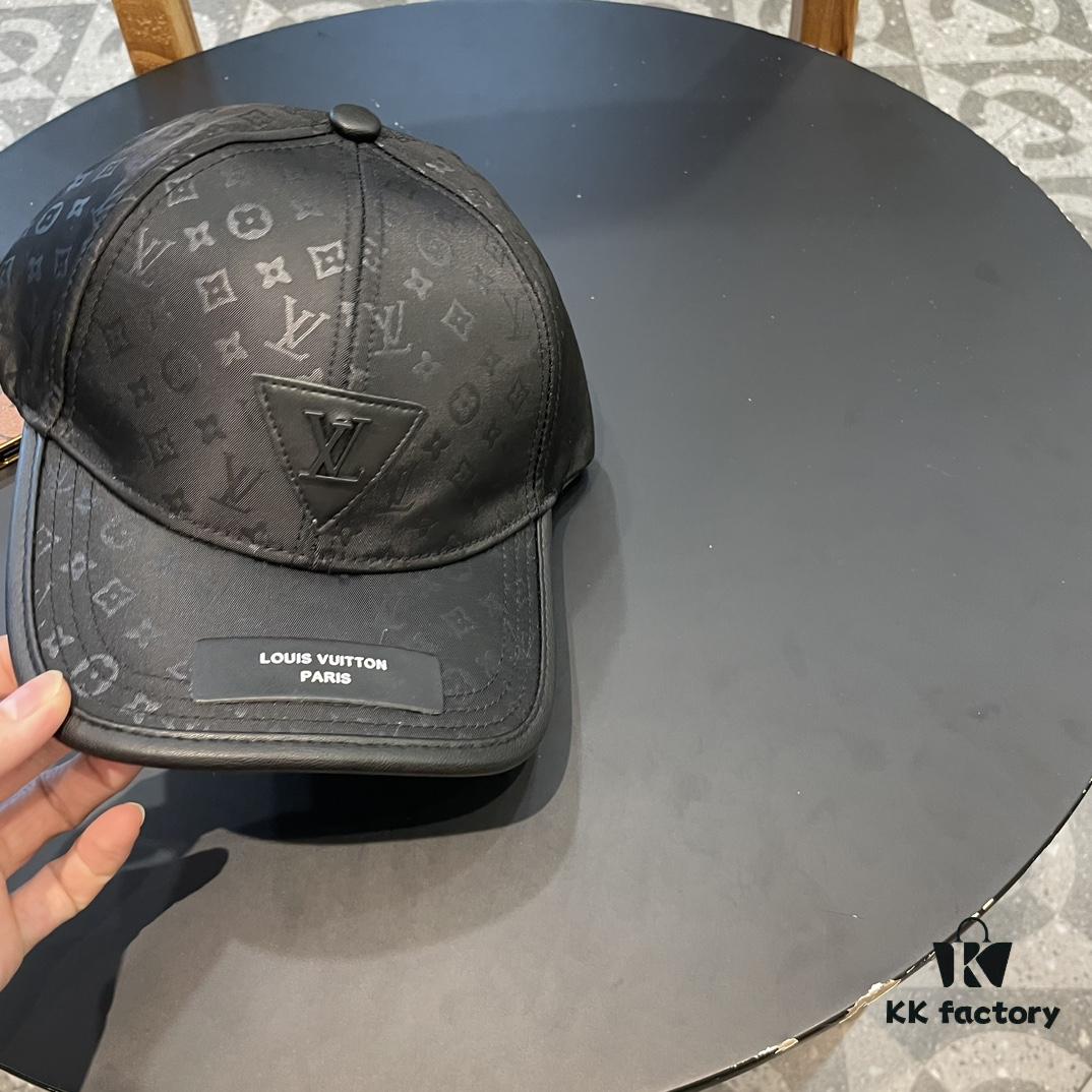 Louis Vuitton LV Embroidered Baseball Cap, New Arrival from Official Store, Unisex Sun Hat, Fisherman Cap, Knit Cap