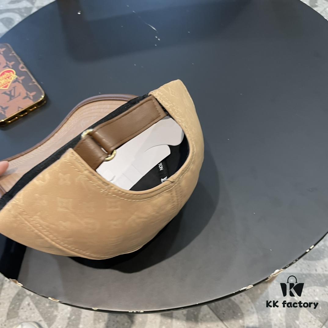 Louis Vuitton LV Embroidered Baseball Cap, New Arrival from Boutique, Unisex Sun Hat, Fisherman Cap, Knit Cap