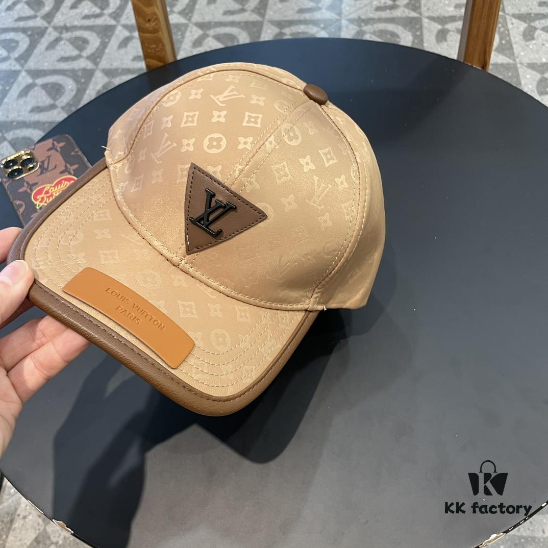 Louis Vuitton LV Embroidered Baseball Cap, New Arrival from Boutique, Unisex Sun Hat, Fisherman Cap, Knit Cap