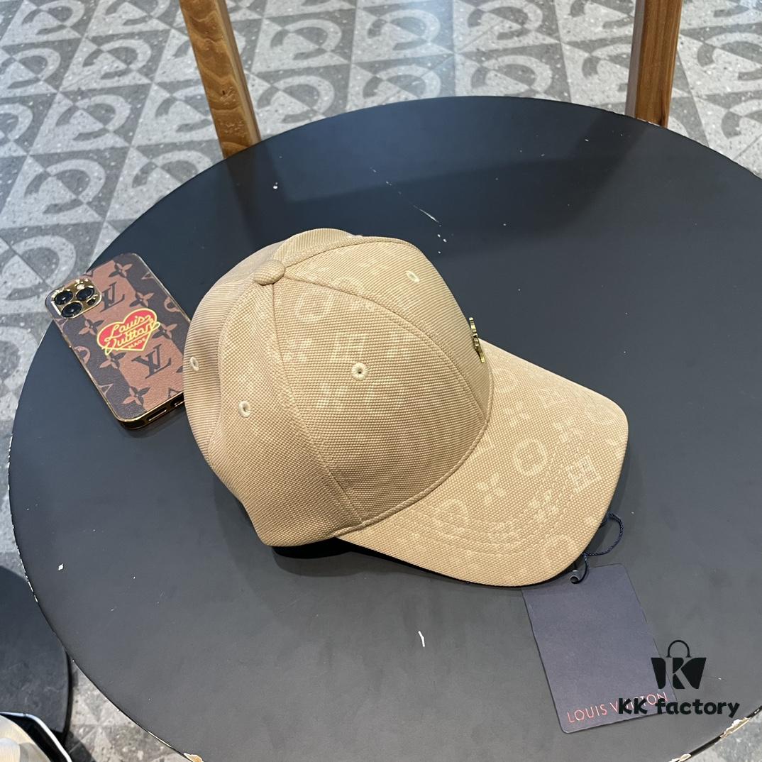 LV (Louis Vuitton) New Original Single Baseball Cap, Embossed Cowhide, 1:1 Mold Customized, Authentic Denim Fabric, Exquisite Craftsmanship, Excellent Quality, Basic Head Circumference 56cm, Adjustable Patch