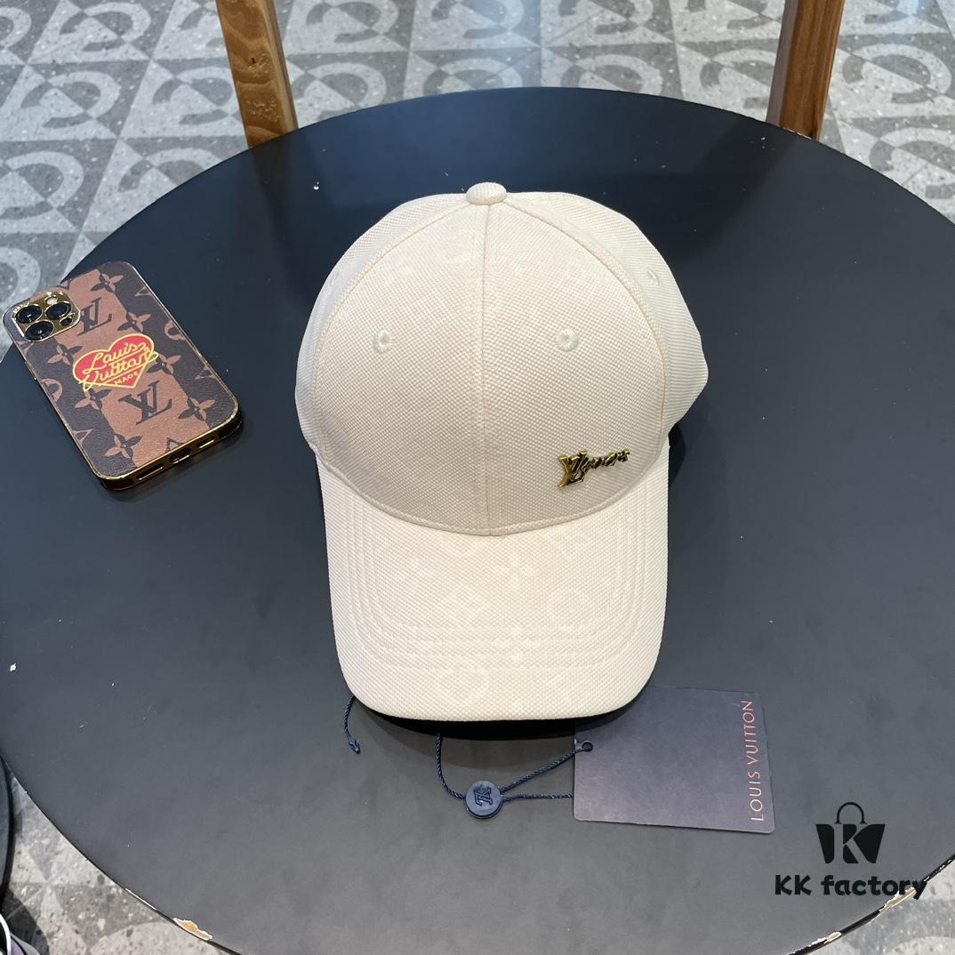 LV (Louis Vuitton) New Original Single Baseball Cap, Embossed Cowhide, 1:1 Mold Customized, Authentic Denim Fabric, Exquisite Craftsmanship, Excellent Quality, Basic Head Circumference 56cm, Adjustable Patch