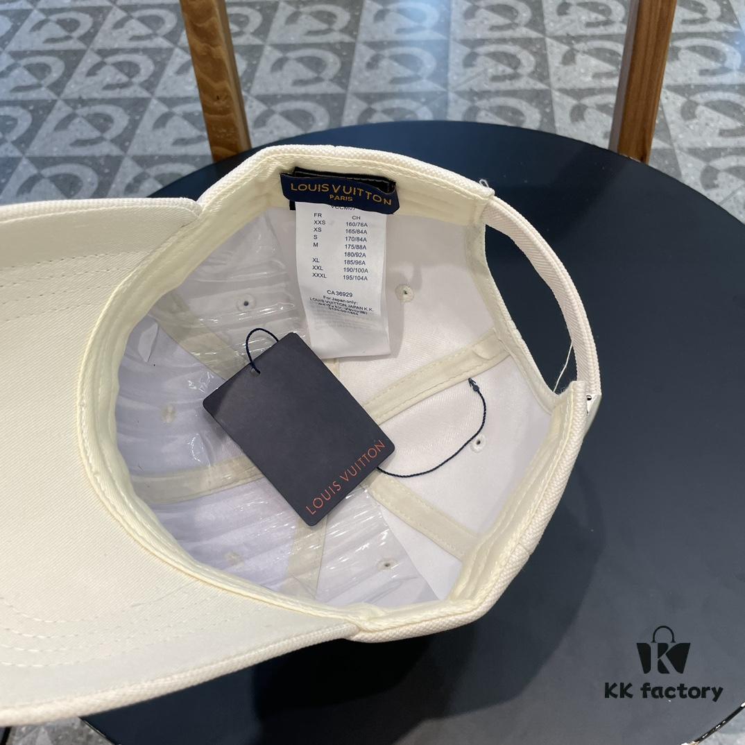 LV (Louis Vuitton) New Original Single Baseball Cap, Embossed Cowhide, 1:1 Mold Customized, Authentic Denim Fabric, Exquisite Craftsmanship, Excellent Quality, Basic Head Circumference 56cm, Adjustable Patch